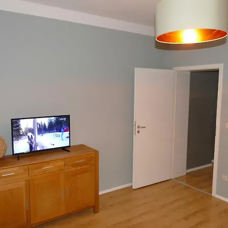 Stilvolle Ferienwohnung Am Stadthafen Schwerin Apartmán